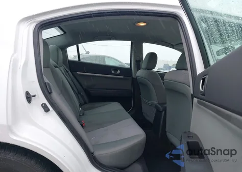 2011 Mitsubishi Galant Fe z USA, uszkodzony, nr VIN 4A32B2FF7BE018802